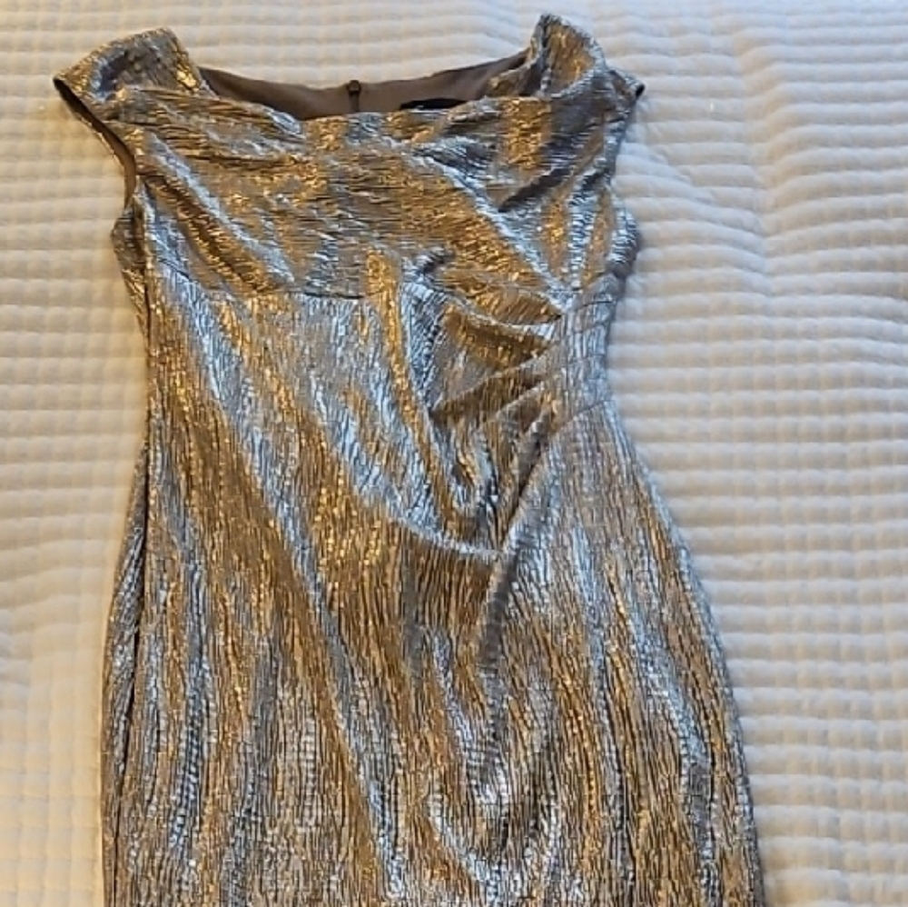 Elegant Gold Evening Dress